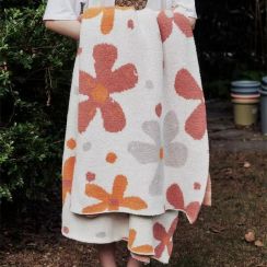 3 Pcs Flower Microfibre Knitted Sofa Blanket